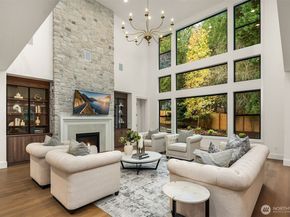 1009 102nd Place SE, Bellevue WA 98004