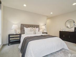 3817 B California Avenue SW, Seattle WA 98116