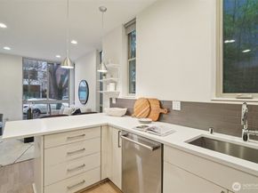 3817 B California Avenue SW, Seattle WA 98116