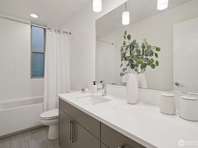 3817 B California Avenue SW, Seattle WA 98116