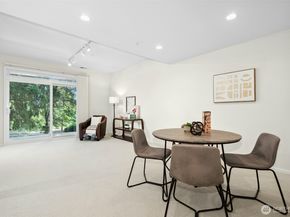 2840 139th Avenue SE 9, Bellevue WA 98005