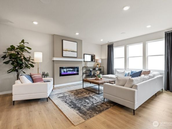 642 SE 12th Place 48, North Bend WA 98045