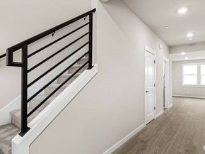 13548 NE 106th Court 30, Kirkland WA 98033