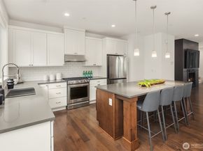 9608 NE 182nd Court D, Bothell WA 98011