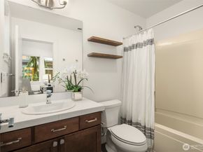 9608 NE 182nd Court D, Bothell WA 98011