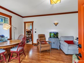 7779 10th Avenue SW, Seattle WA 98106