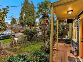 7779 10th Avenue SW, Seattle WA 98106