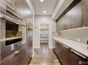 5658 S 328th Place, Auburn WA 98001