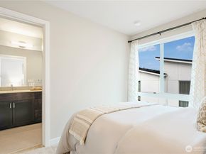 8554 22nd Place NE, Seattle WA 98115