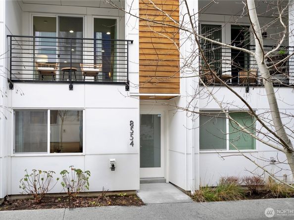 8554 22nd Place NE, Seattle WA 98115