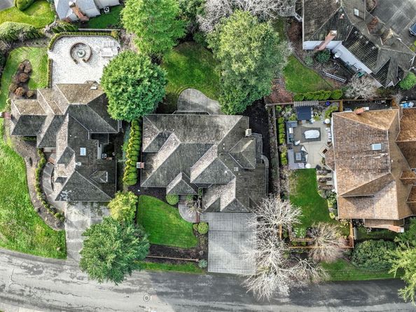 4715 227th Place SE, Sammamish WA 98075