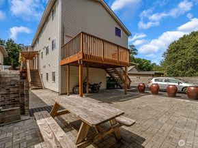 9480 Olson Place SW G, Seattle WA 98106