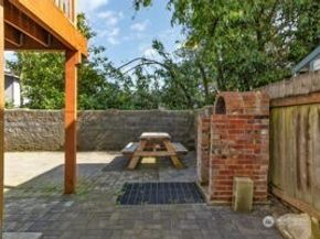 9480 Olson Place SW G, Seattle WA 98106