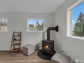 9480 Olson Place SW G, Seattle WA 98106