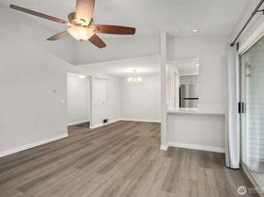 10833 SE 172nd Street 7D, Renton WA 98055