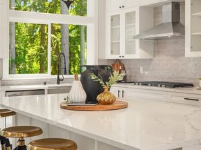 19722 Filbert Drive Unit 9, Bothell WA 98012