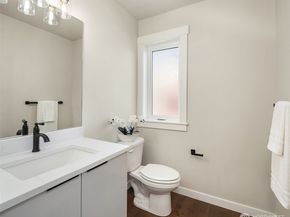 19722 Filbert Drive Unit 9, Bothell WA 98012