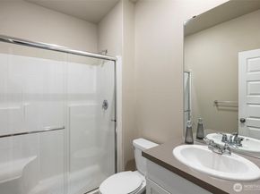 1323 Baker Heights Loop, Bremerton WA 98312