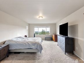 1323 Baker Heights Loop, Bremerton WA 98312