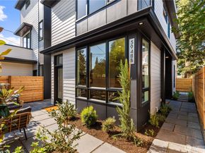 5948 39th Avenue SW B, Seattle WA 98136