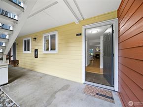 12601 SE 41st Place C102, Bellevue WA 98006