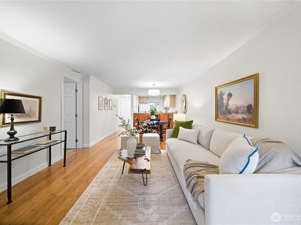 12601 SE 41st Place C102, Bellevue WA 98006