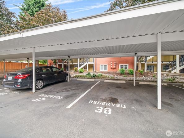 12601 SE 41st Place C102, Bellevue WA 98006