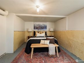 6031 McKinley Place N, Seattle WA 98103