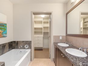 1000 1st Avenue 1904, Seattle WA 98104