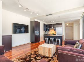 1000 1st Avenue 1904, Seattle WA 98104