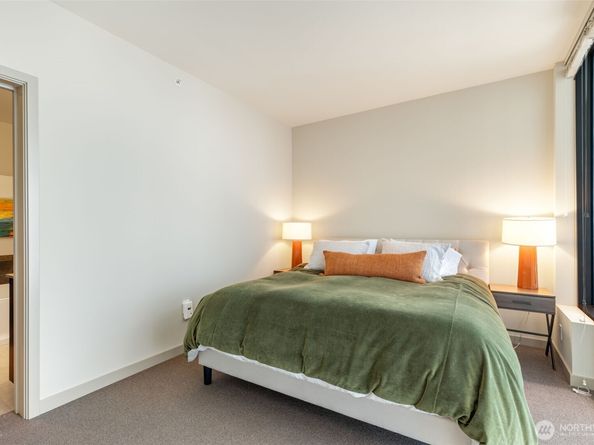 1000 1st Avenue 1904, Seattle WA 98104