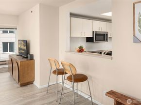 121 Vine Street 506, Seattle WA 98121