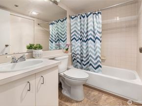 121 Vine Street 506, Seattle WA 98121