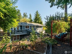 11619 NE 97th Street, Kirkland WA 98033