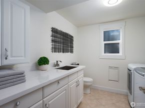 11619 NE 97th Street, Kirkland WA 98033