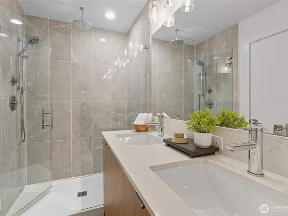3112 NE 120th Street, Seattle WA 98125