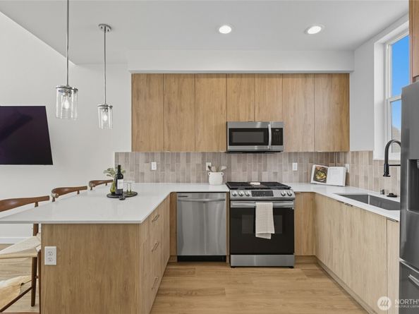 3112 NE 120th Street, Seattle WA 98125