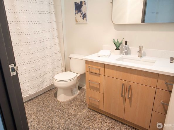 2500 Western Ave Avenue 510, Seattle WA 98121