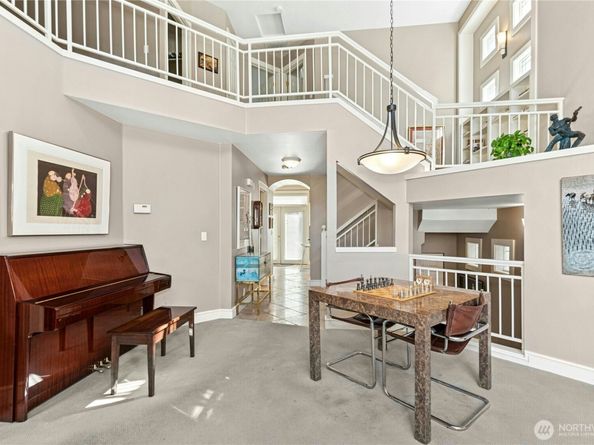 8630 113th Lane NE, Kirkland WA 98033