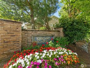 8630 113th Lane NE, Kirkland WA 98033