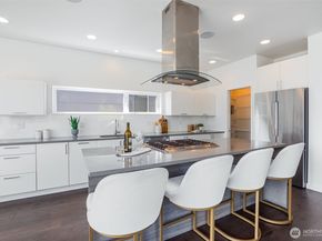 5151 S Frontenac Street, Seattle WA 98118