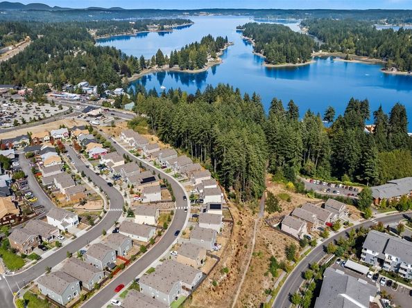 4744 Deadwood Street, Bremerton WA 98312