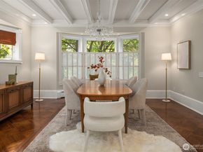 718 E Aloha Street 10, Seattle WA 98102