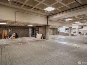 718 E Aloha Street 10, Seattle WA 98102
