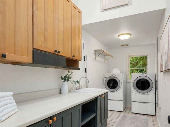 3408 134th Avenue NE, Bellevue WA 98005