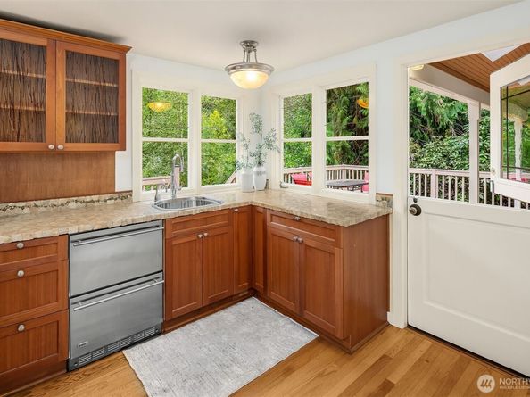 3408 134th Avenue NE, Bellevue WA 98005