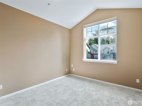 13000 Admiralty Way B301, Everett WA 98204