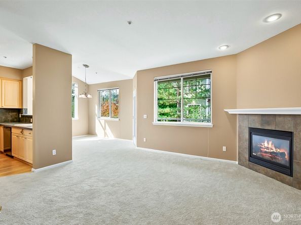 13000 Admiralty Way B301, Everett WA 98204