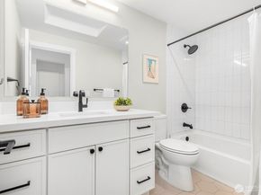 1722 Martin Luther King Jr Way, Seattle WA 98122
