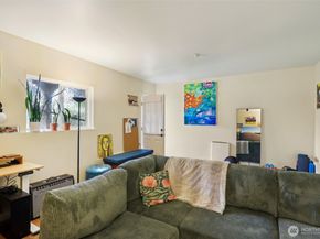 9730 46th Avenue NE, Seattle WA 98115